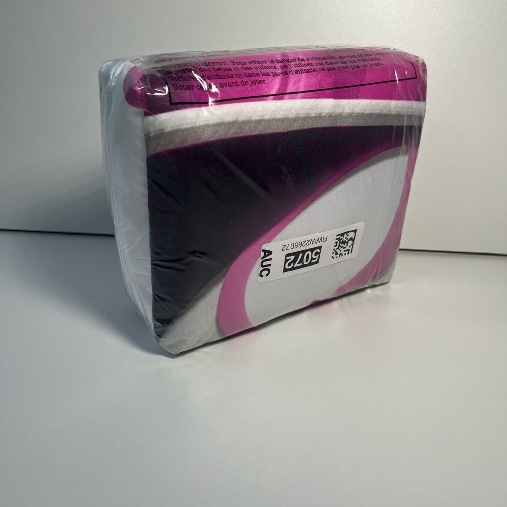 NEW Marvel Ghost Spider Gwen Spider-Man Twin Sheet Set  - Pink and Blue - Picture 8 of 10